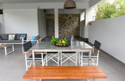 Elia Seaside Villa, Amazing 2-Story Eco Pool House! - Foto 41