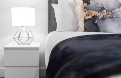 Modern Two Bedroom Apartment - Netflix - Balcony - Secure Parking 2MC - Foto 3