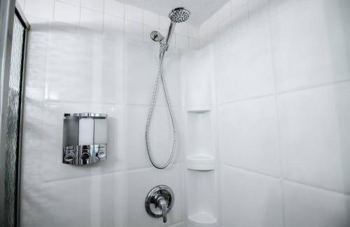 Central Location with In Home Washer and Dryer - Foto 24