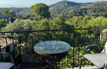 Sofia's Bella Vista Pagoi - Photo 3