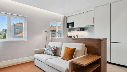 GuestReady - Stylish base steps from attractions - Foto 5