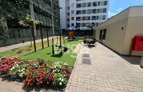 LUGA Comfort & Convenience in a Central Location - Photo 1