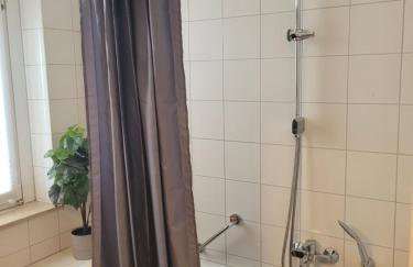 Apartment Leuben - Stylisch - Balkon - Küche - Photo 9
