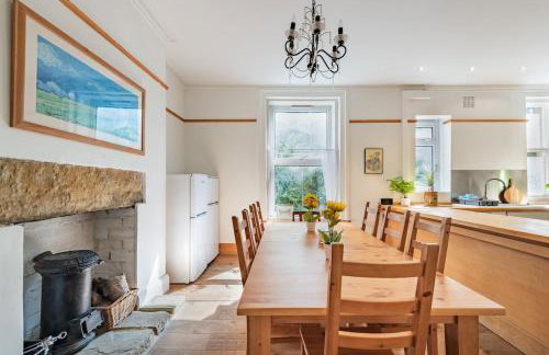 Spacious 4BR Home - Extra Sleeping Prestigious Spot - Foto 24