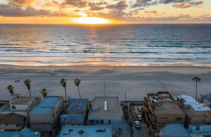 Beachfront Home w Ocean Views • Right on Mission Beach Belmont by AvantStay - Foto 74