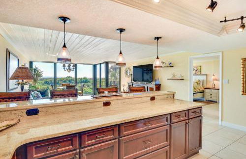 Beachfront St Augustine Beach Condo, Stunning View - Foto 9