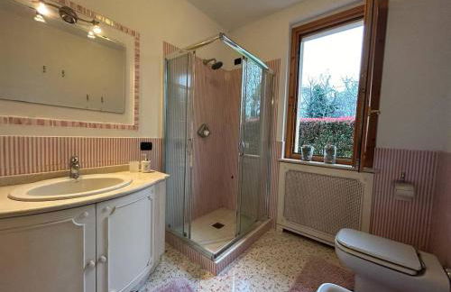 NEW Garda Golf Villa with pool and private garden - Photo 36