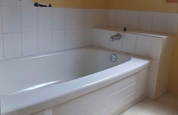 Rustic Beaverfoot Lodge Executive Cabin - Photo 15