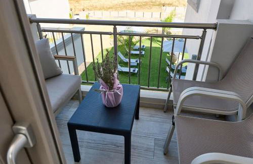 New cozy apartments in Crete Coast with pool and dining area - Photo 61