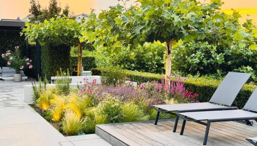 Paradisio Poolsuite Sundeck in Bodman am Bodensee - Foto 3, sunbed, Garden view