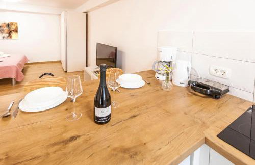 Studio & Apartment 'The Roots Apartments' near Pula, Istria, Croatia - Foto 14