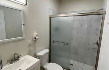 Brand New 2BR CUTE Blue LED in North Fresno - Foto 24