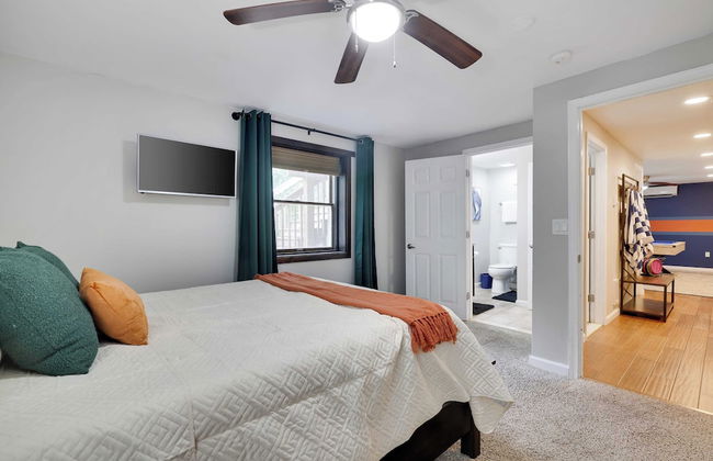 Moshannon Tree-lined Pocono Retreat w/ Hot Tub, Firepit & Pool Table - Photo 32