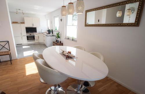 Wohlfühloase - Moderne Ferienwohnung mit großem eingezäuntem Garten in Alleinlage an Feld & Wald, Natur pur trifft auf Komfort, Wellness und gute Erholung - Foto 20