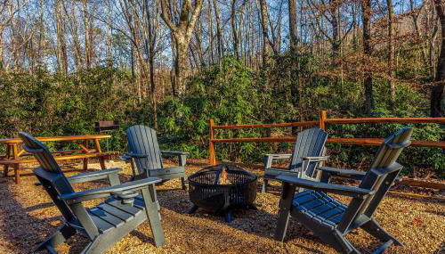 Hidden Hideaway 2 Bedroom Cabin by RedAwning - Foto 1