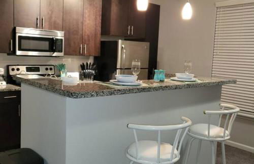 Stylish and Spacious, close to the Hospital. - Foto 11