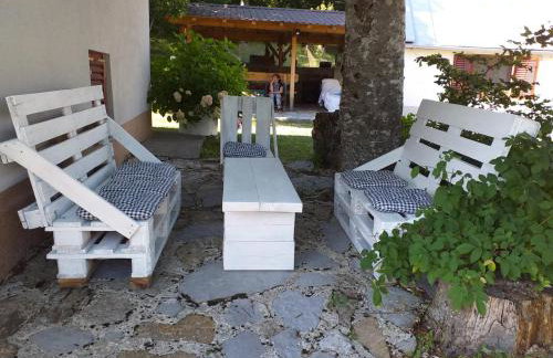 Baške Oštarije - kuća za odmor - Foto 8