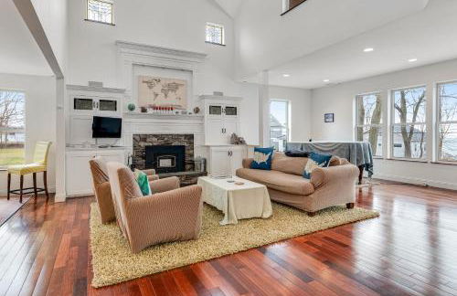 The Artist's Lakeside Hideaway - Foto 7