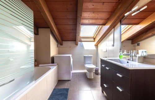 43B Nature with parking by Aston Rentals - Photo 11