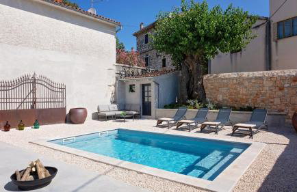 Rustic villa Dvori with outdoor pool in Porec - Foto 8