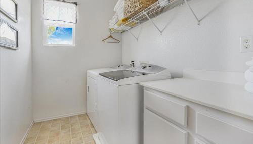 Your Home Away From Home near Wineries & Old Town - Foto 2