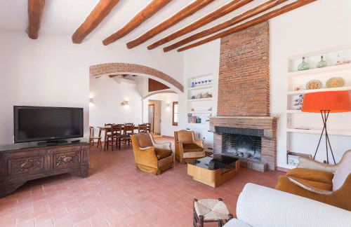 Let's Holidays 7 Xemeneies house - Foto 33