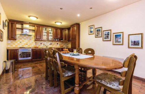 Three-Bedroom Holiday Home In Praputnjak - Foto 11