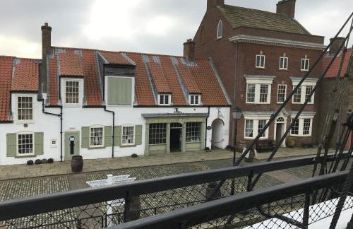 Marina Townhouse at Harlepool - Photo 26