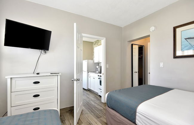 Shoreline Suites & Cabana Cottages - Foto 34