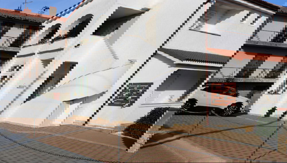 Impeccable 2-bed Apartment in Rab - Photo 1, Primary image