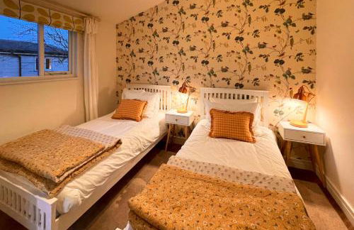 Woodpecker Lodge - Brook Meadow - sleeps 4 plus 2 - no pets - Foto 22