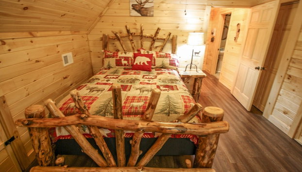 270 Black Bear 3 Bedroom Cabin by RedAwning - Foto 2, Habitación