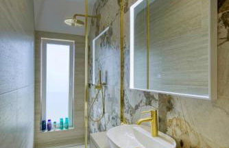 Villa One - Photo 27