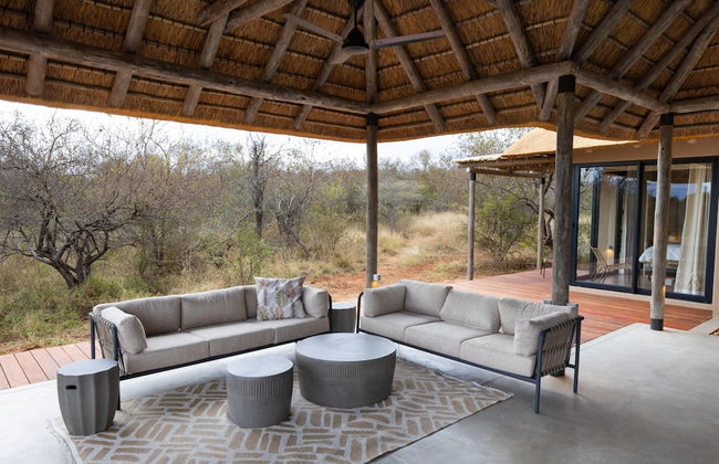 Villa Uthando Stylish Brand new Villa With Amazing Views - Photo 31