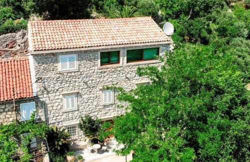 Sunny Villa, With Pool, BBQ, View, Parking - Foto 1