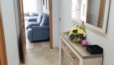 Apartamento renovado en el centro de Benalmádena - Photo 4