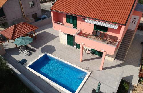 Family friendly house with a swimming pool Sibenik - 24444 - Foto 1