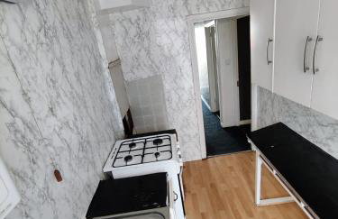Beautiful 4 bedrooms apartment - Foto 3