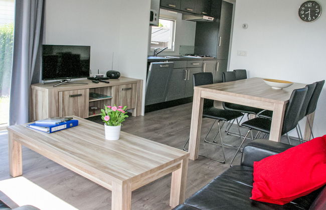 3 bedroom House in Retranchement with garden and terrace - Photo 3