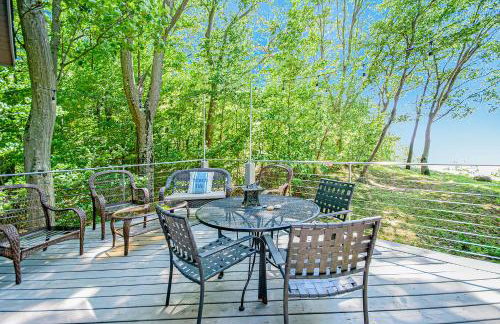 Jacobia Lakefront Retreat - Photo 26