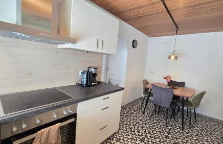 Monteur & Ferienapartment Leidenberger Parkplatz WLAN Kinderspielzimmer - Photo 19