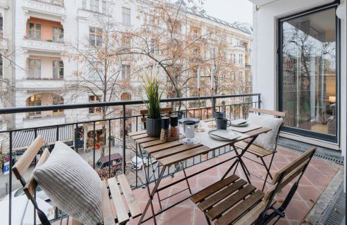 Luxurious 105m2 Penthouse in Prime Location 4 Bedroms & Balcony - Photo 5