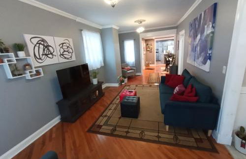 Cozy Updated 3-BR apartment near Peace Bridge - Foto 1