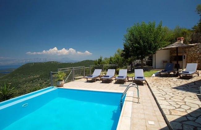 Luxury Villa With Stunning Views in Lefkada - Foto 21