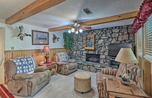 Secluded Edgemont Getaway with Huge Outdoor Deck! - Foto 4