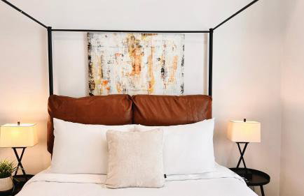 Extra-Large Downtown 5B2B Apt with Private Kitchen, Near Brown, Walk to Convention Center & PPAC - Foto 21