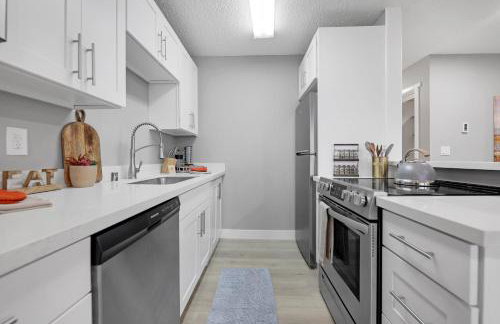 Cute Delightfully Remodeled Spacious Condo condo - Foto 17