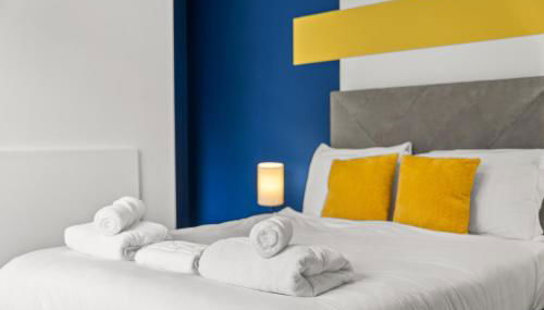 6 BR 4 Bath Central Worcester Sleeps 12 - Foto 5