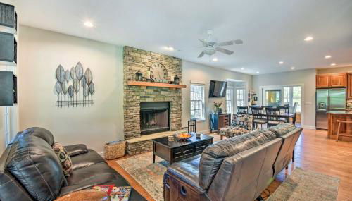 Helen Retreat with Hot Tub, 2 Mi to Downtown! - Foto 4