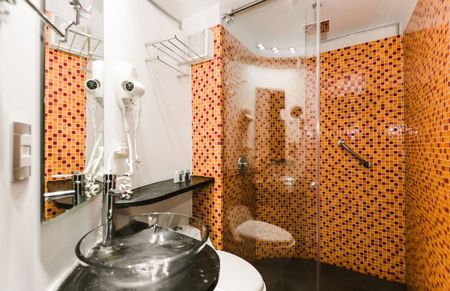 Hotel 5 Elementos Corferias By HBP - Photo 34